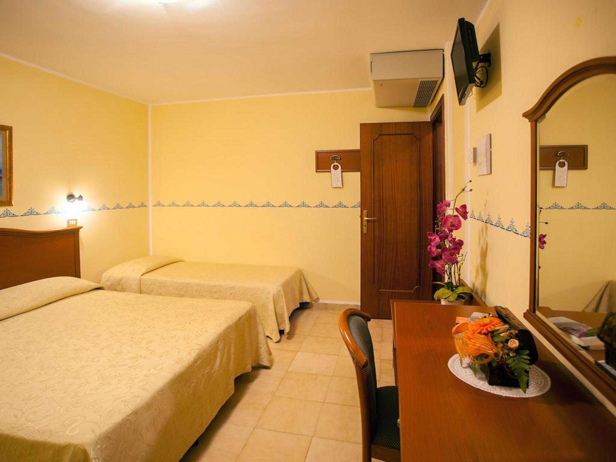 Hotel Hotel Amalfi 3*