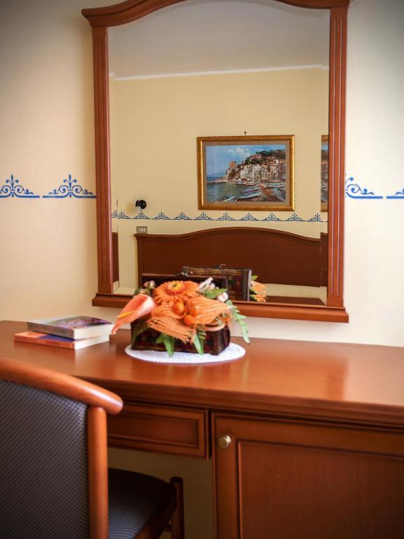Hotel Amalfi 3*